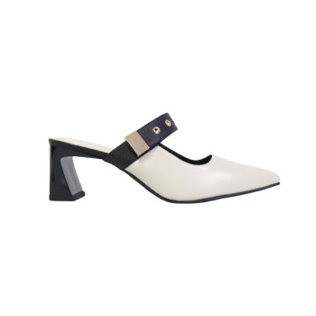 101235 Pointed Toe Slip On Heel