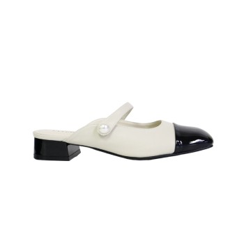 101236 Slip On Mules
