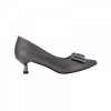 LR0090 Kitten heel court shoe