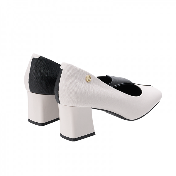 QH8837 Two Tone Pump Shoes